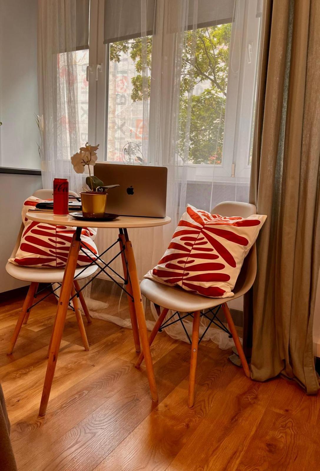 Special 1 Bed Room Condo Warszawa Center 外观 照片